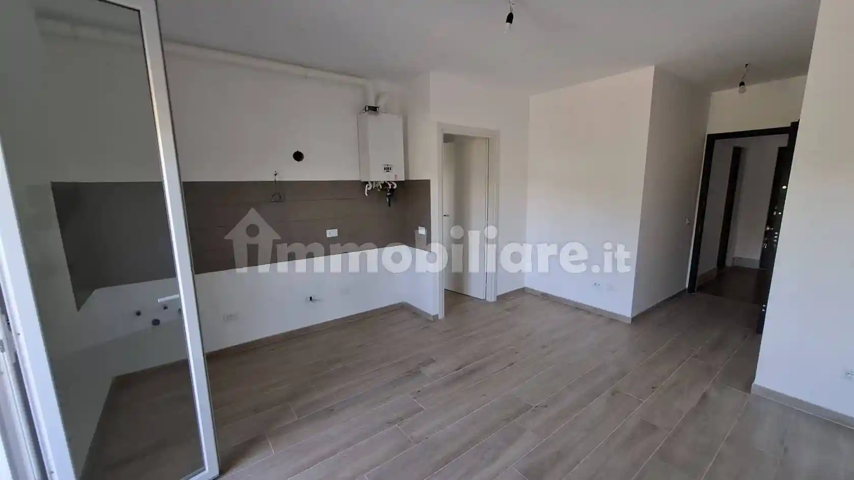 Appartamento in vendita a Collesalvetti