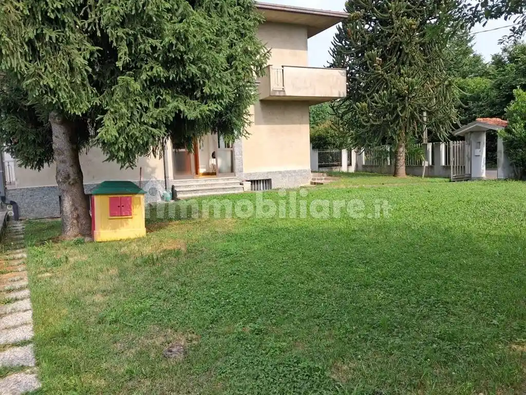 Villa in vendita a Seveso