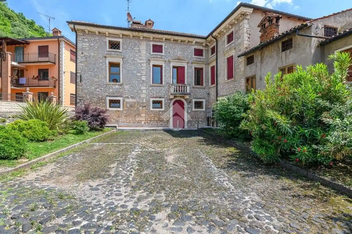 Appartamento in vendita a Montecchio Maggiore