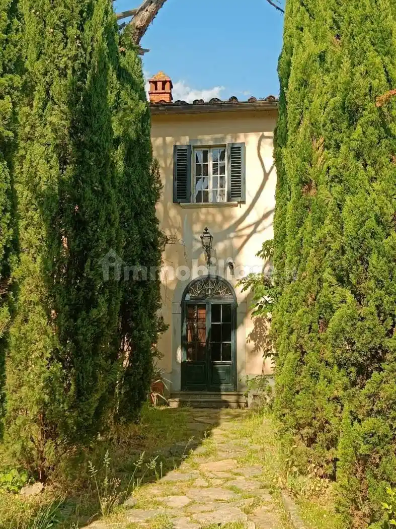 Rustico - Casale in vendita a Pistoia
