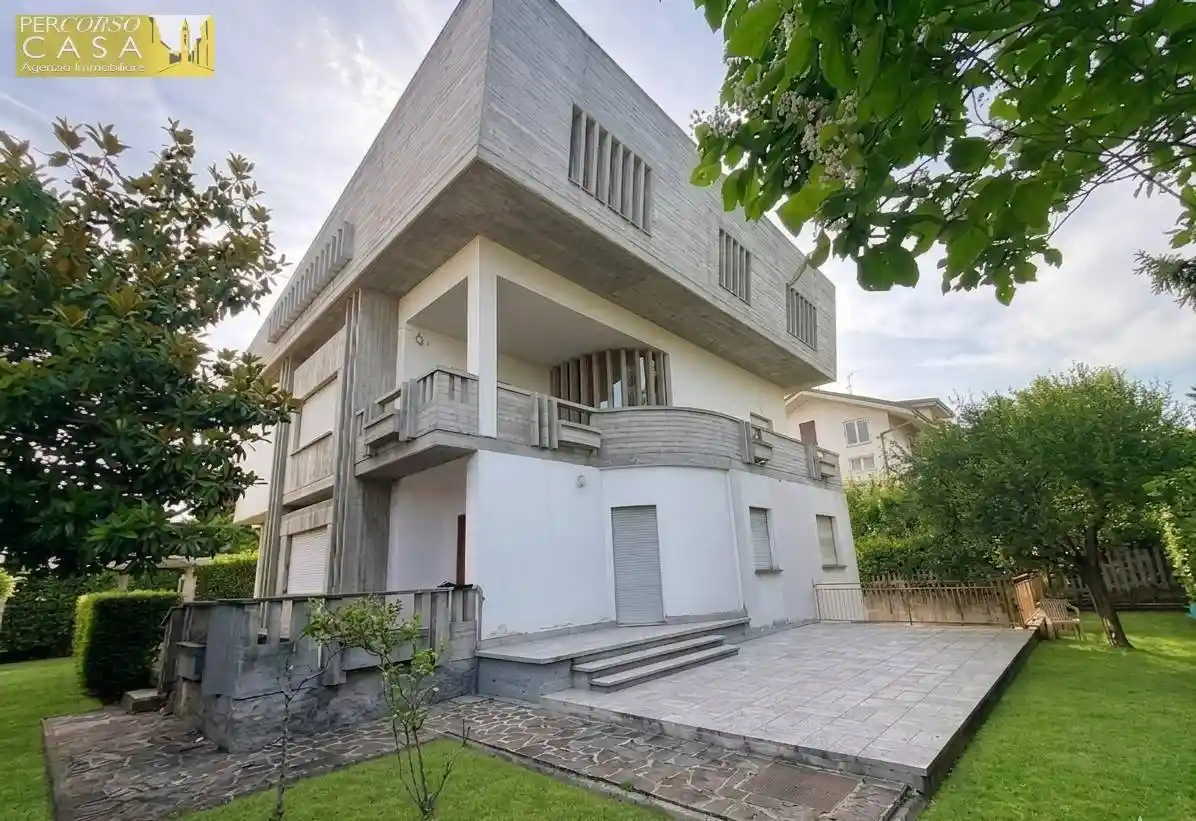 Villa in vendita a Sant'Egidio alla Vibrata