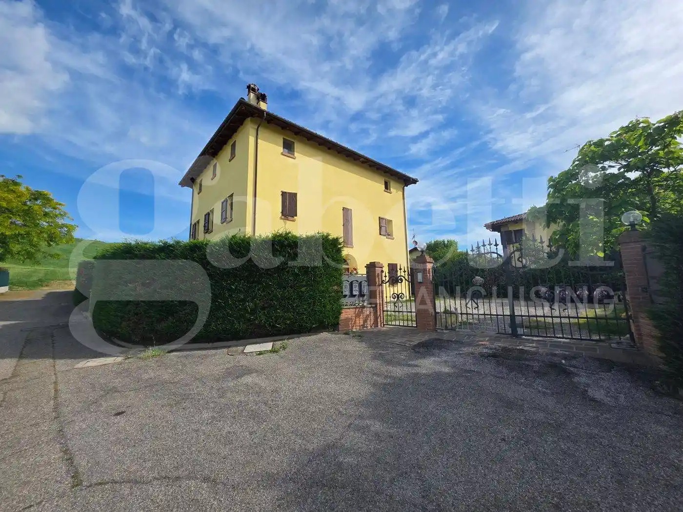 Appartamento in vendita a Monte San Pietro