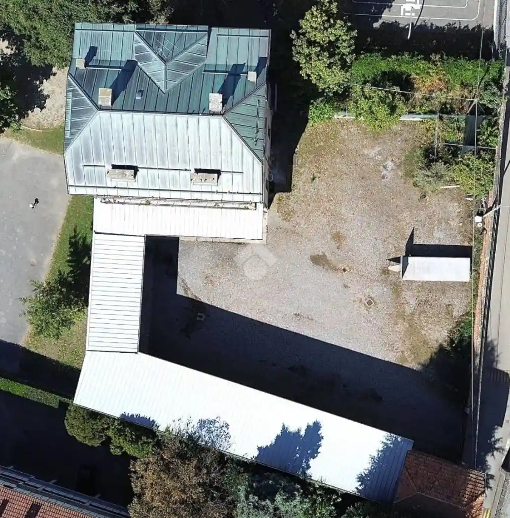 Palazzo - Edificio in vendita a Montalto Dora