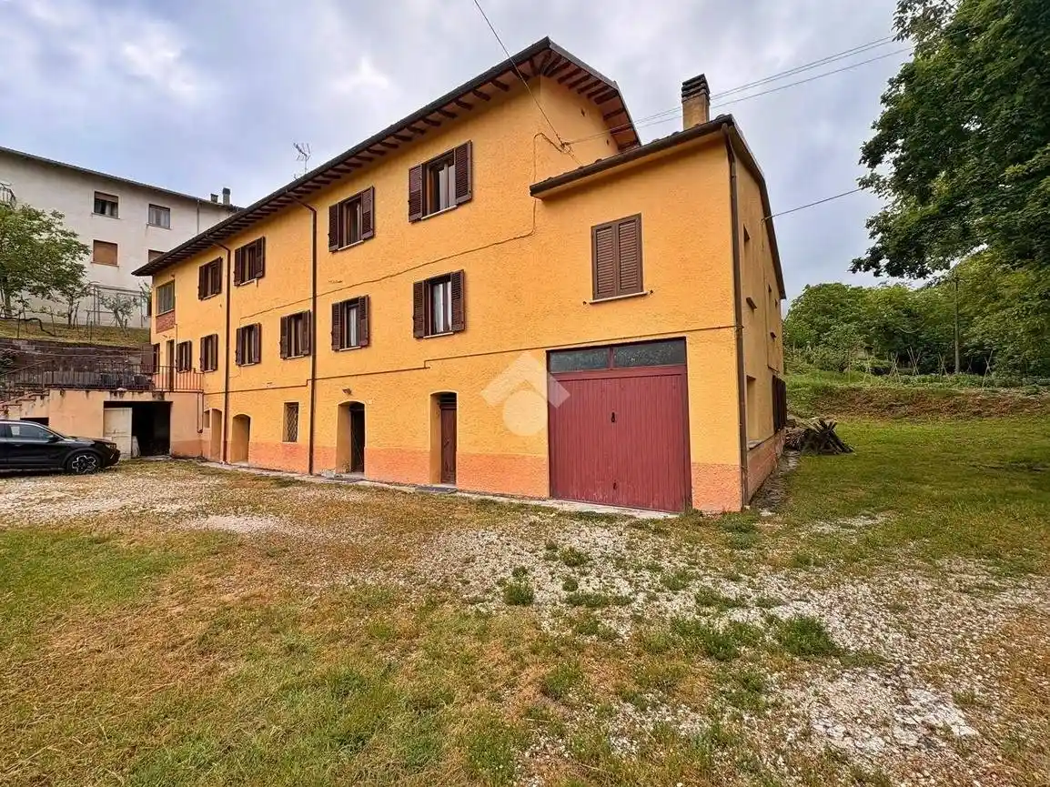 Appartamento in affitto a Sigillo