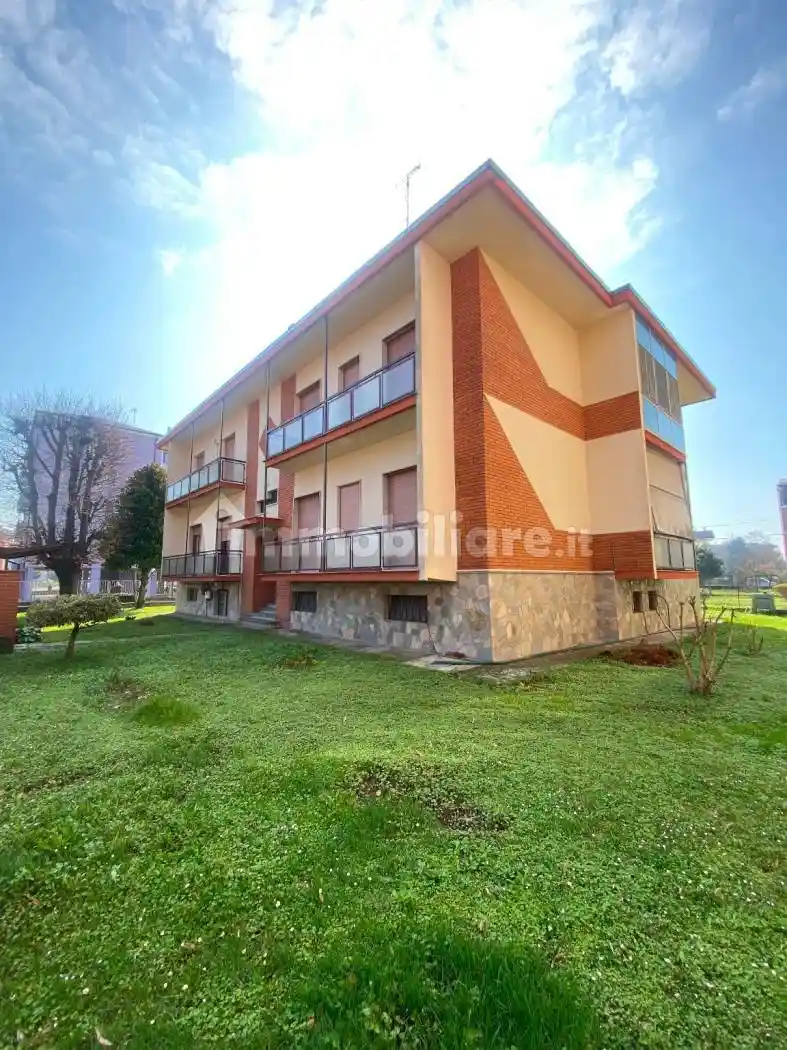 Villa in vendita a Alessandria