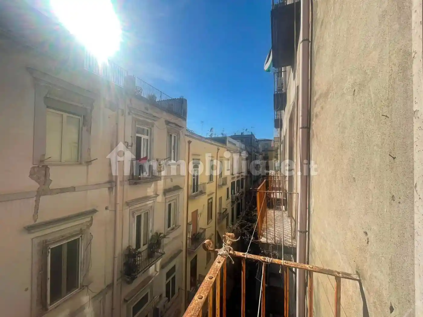 Appartamento in vendita a Napoli