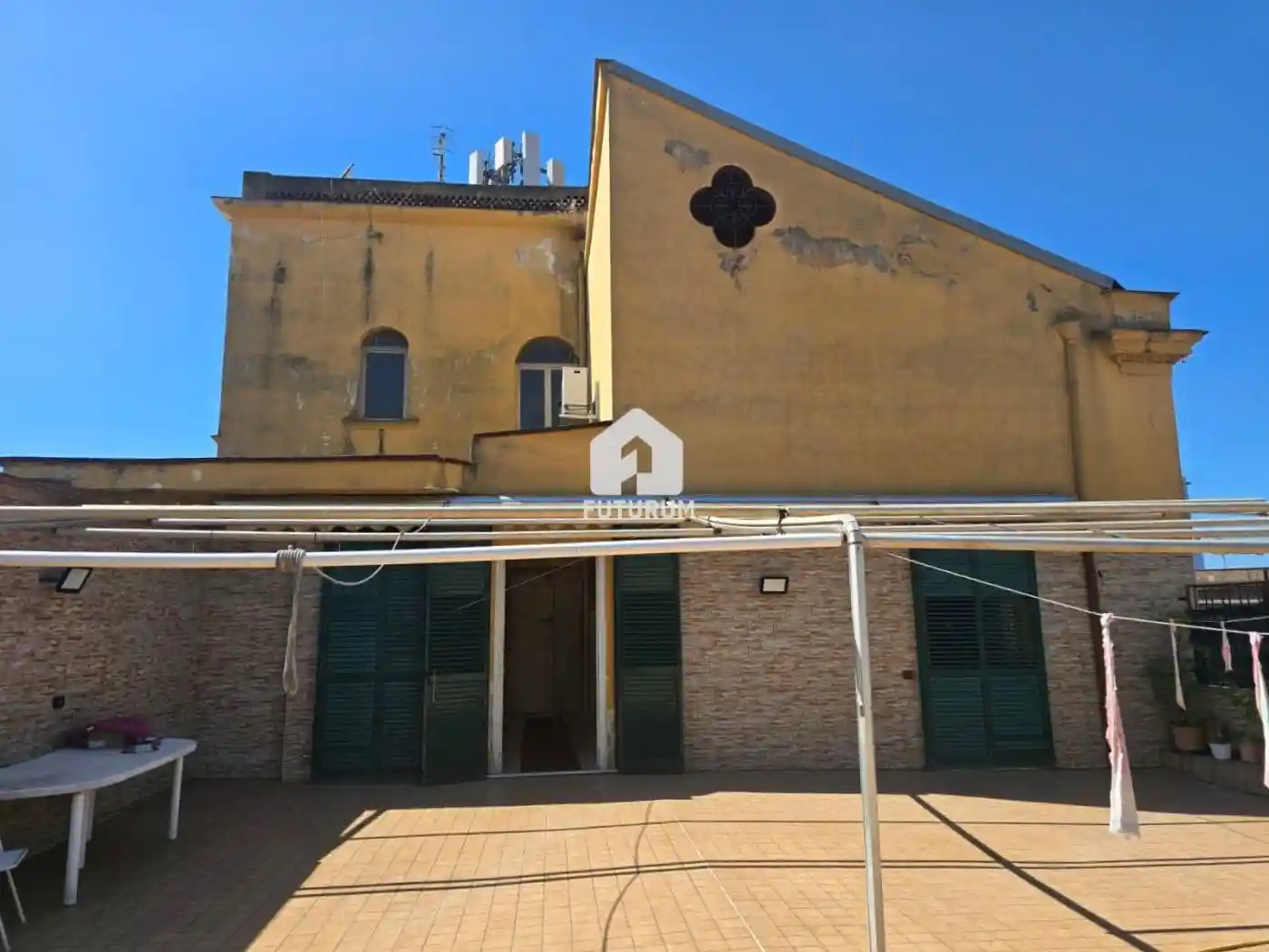 Appartamento in vendita a Napoli