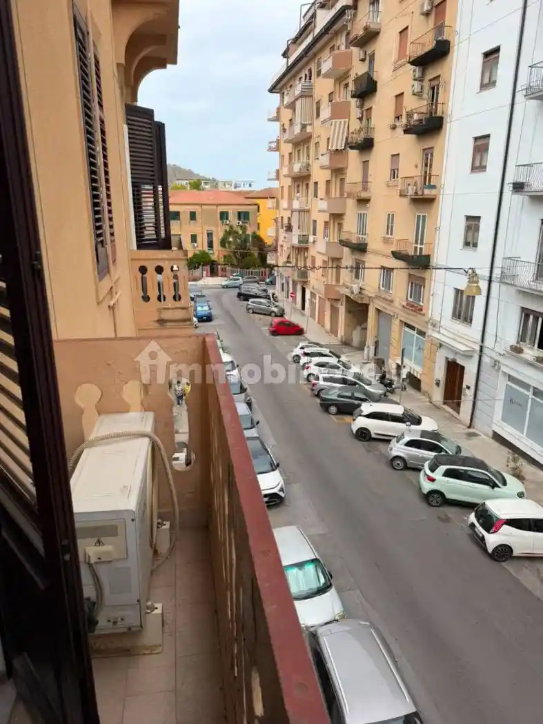 Appartamento in vendita a Palermo
