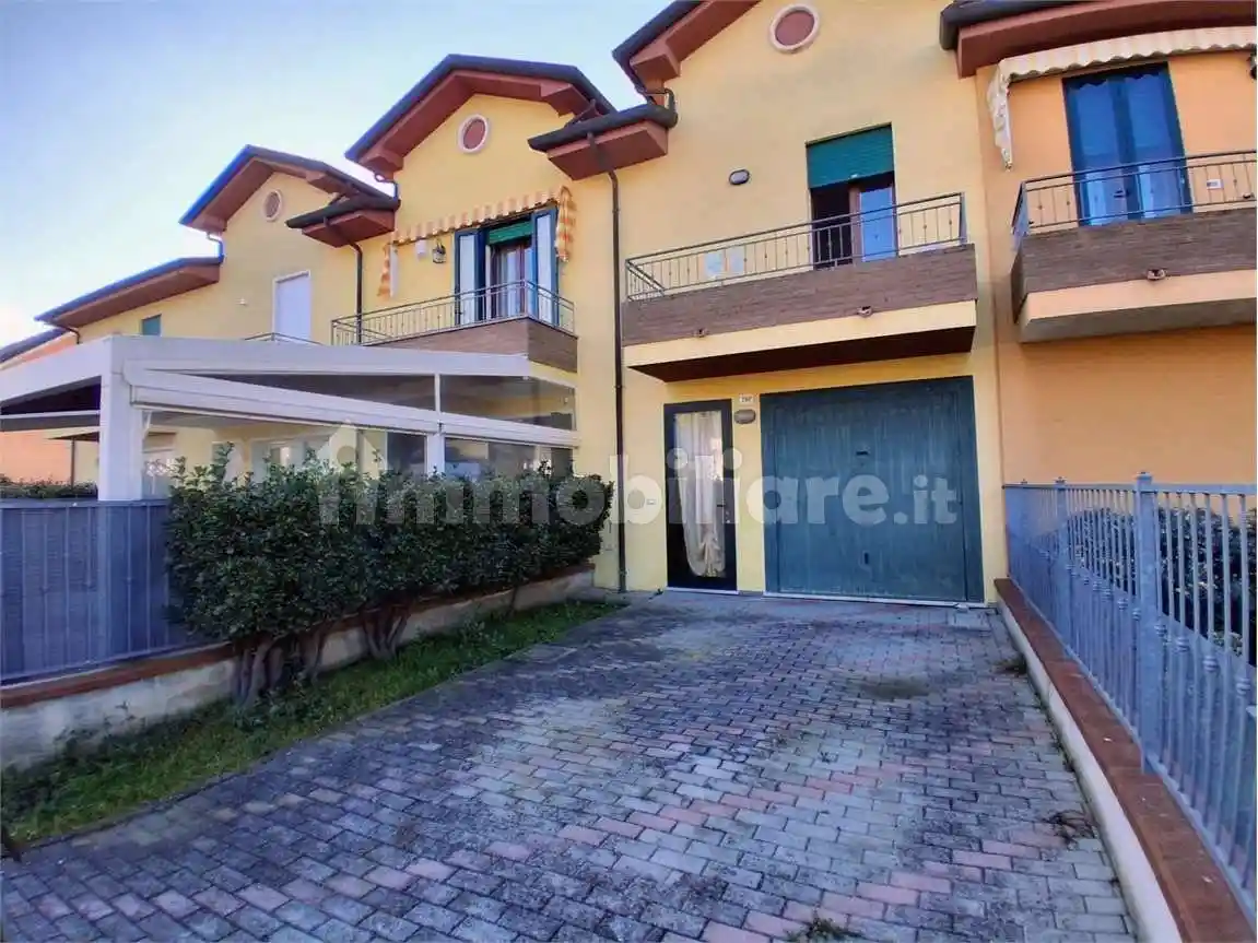 Villetta a schiera in vendita a Taglio di Po