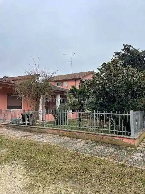 Rustico - Casale in vendita a Mesola