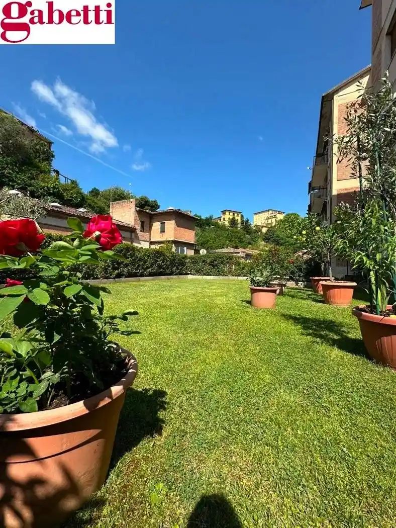 Appartamento in vendita a Siena