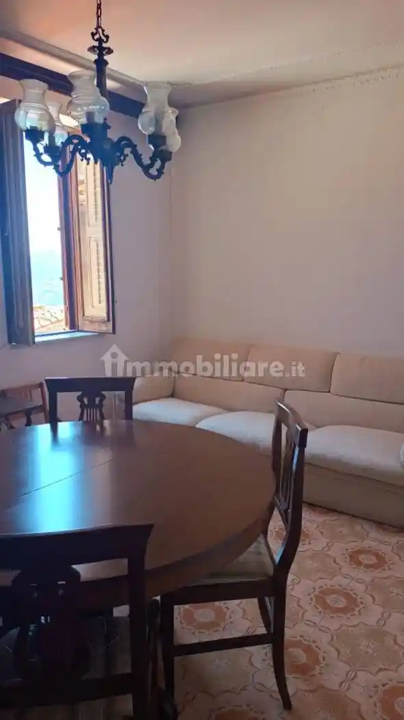 Casa indipendente in vendita a Pollina