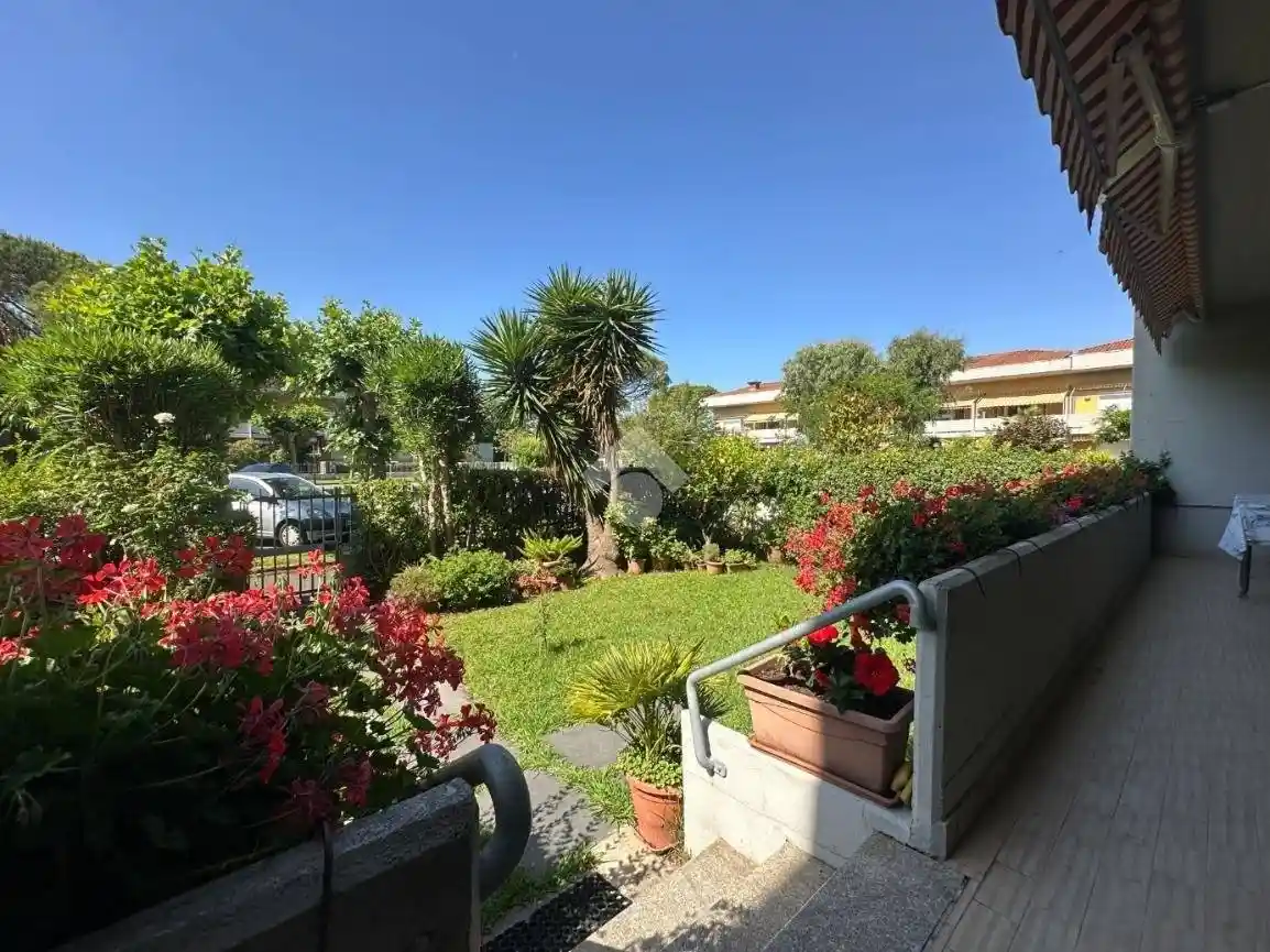 Appartamento in vendita a Carrara