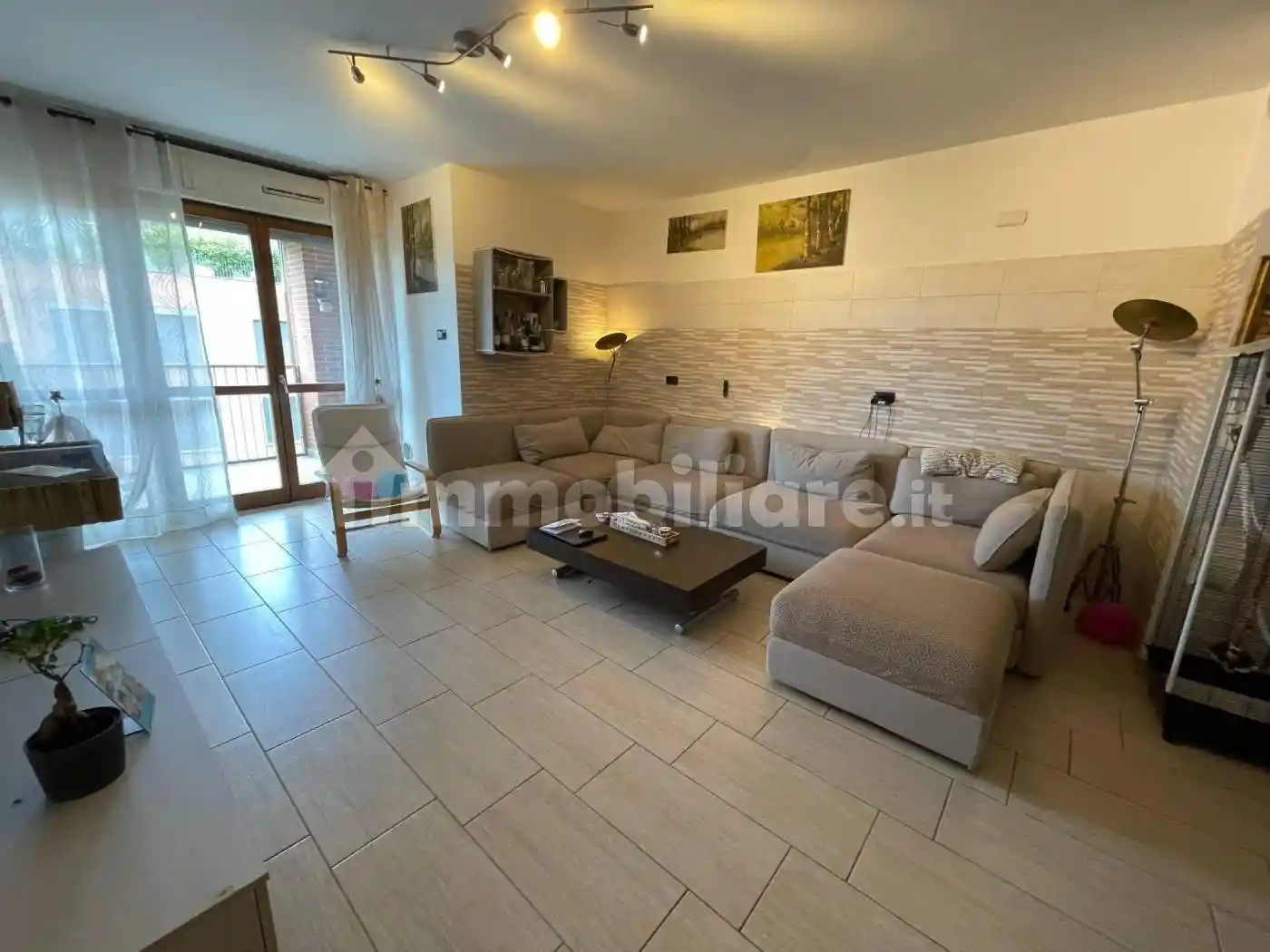 Appartamento in vendita a Trezzano sul Naviglio