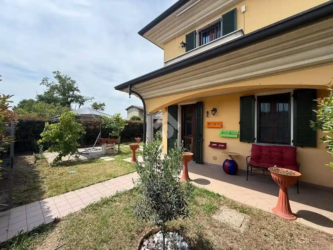 Villetta a schiera - foto 2