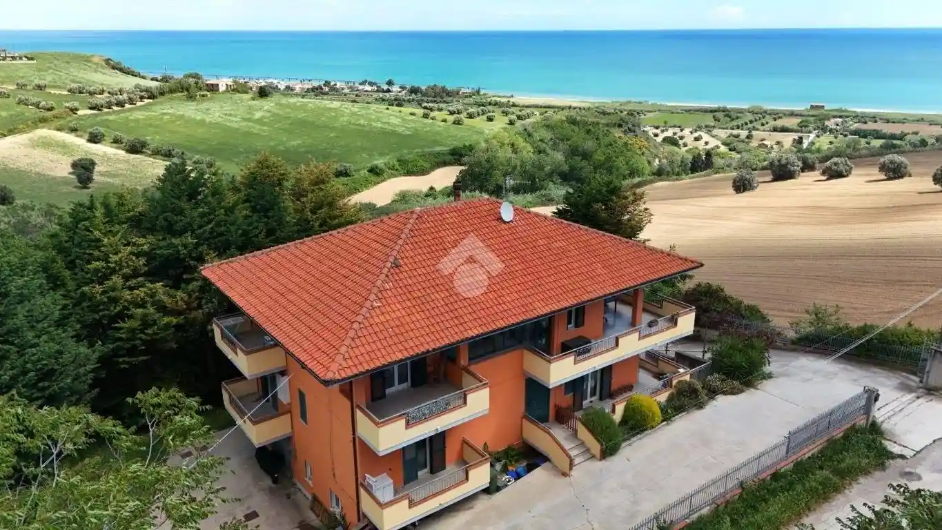 Villa in vendita a Roseto degli Abruzzi