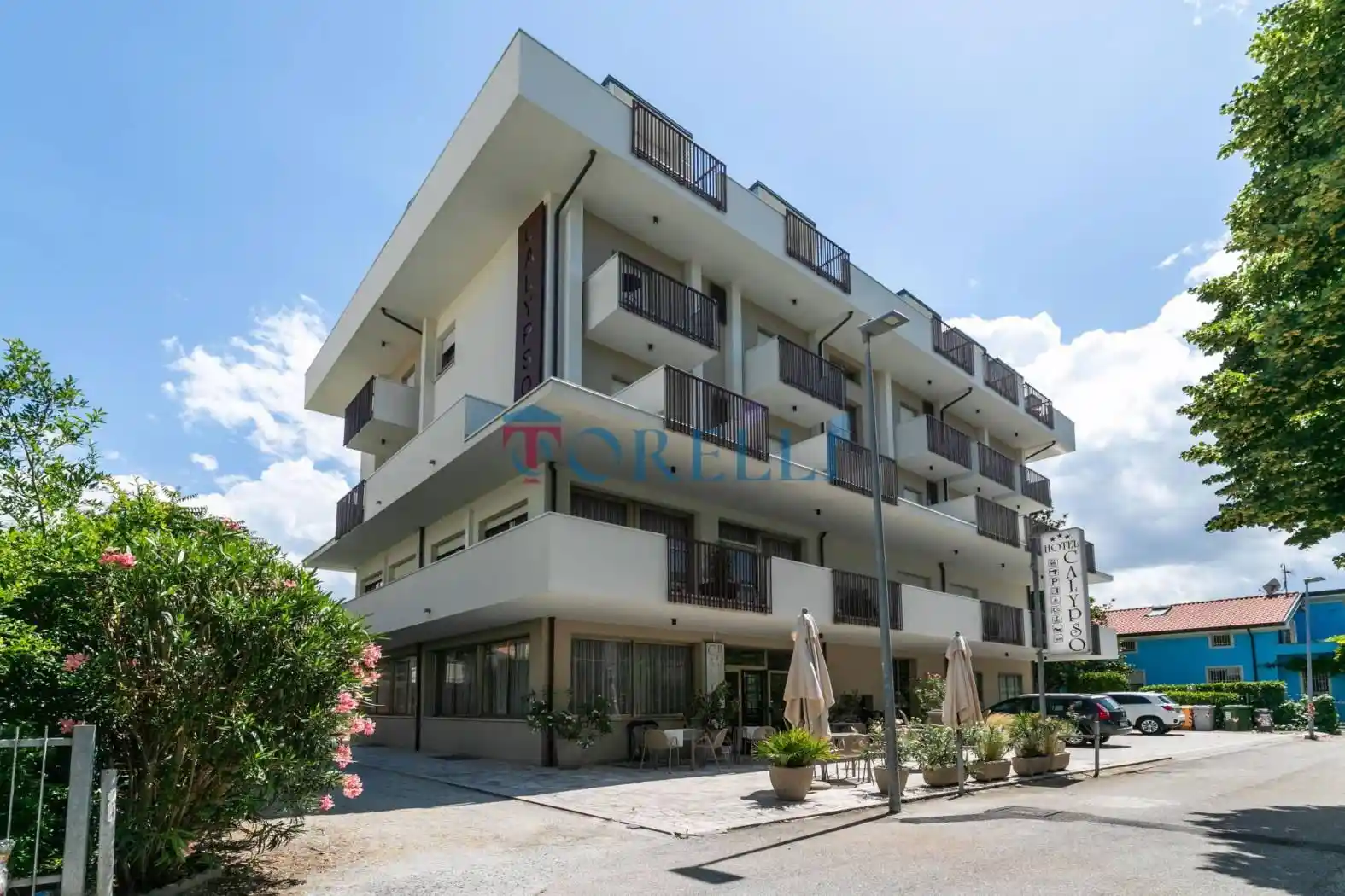 Palazzo - Edificio in vendita a Bellaria-Igea Marina