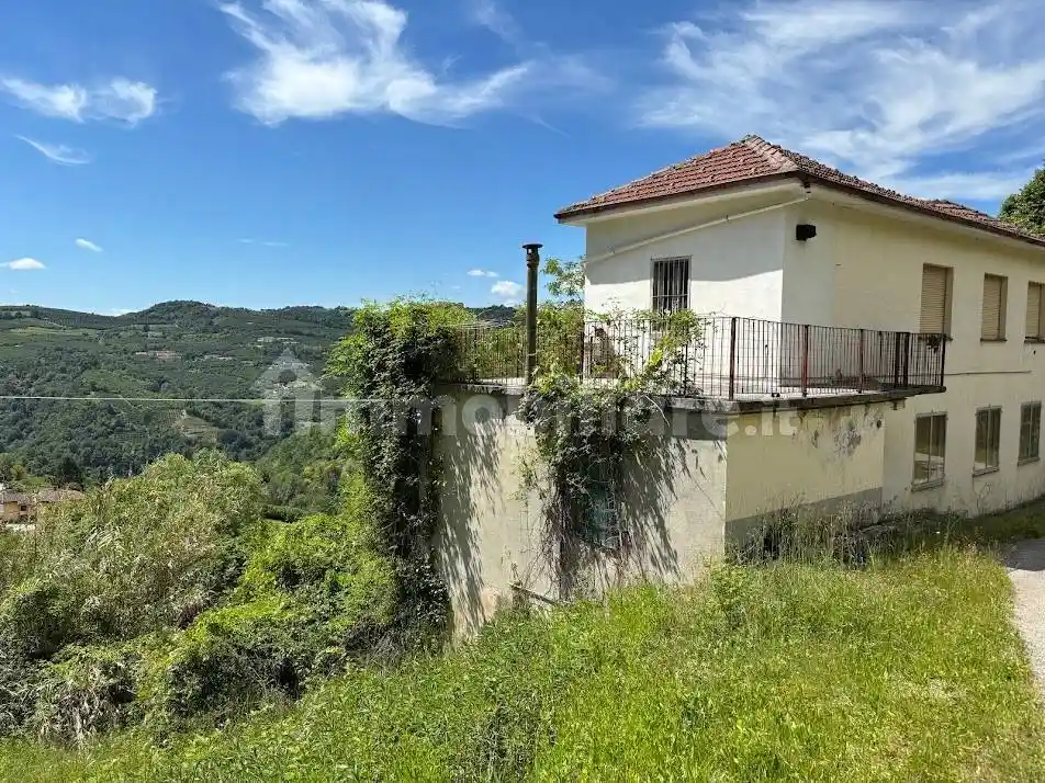 Casa indipendente in vendita a Borgomale