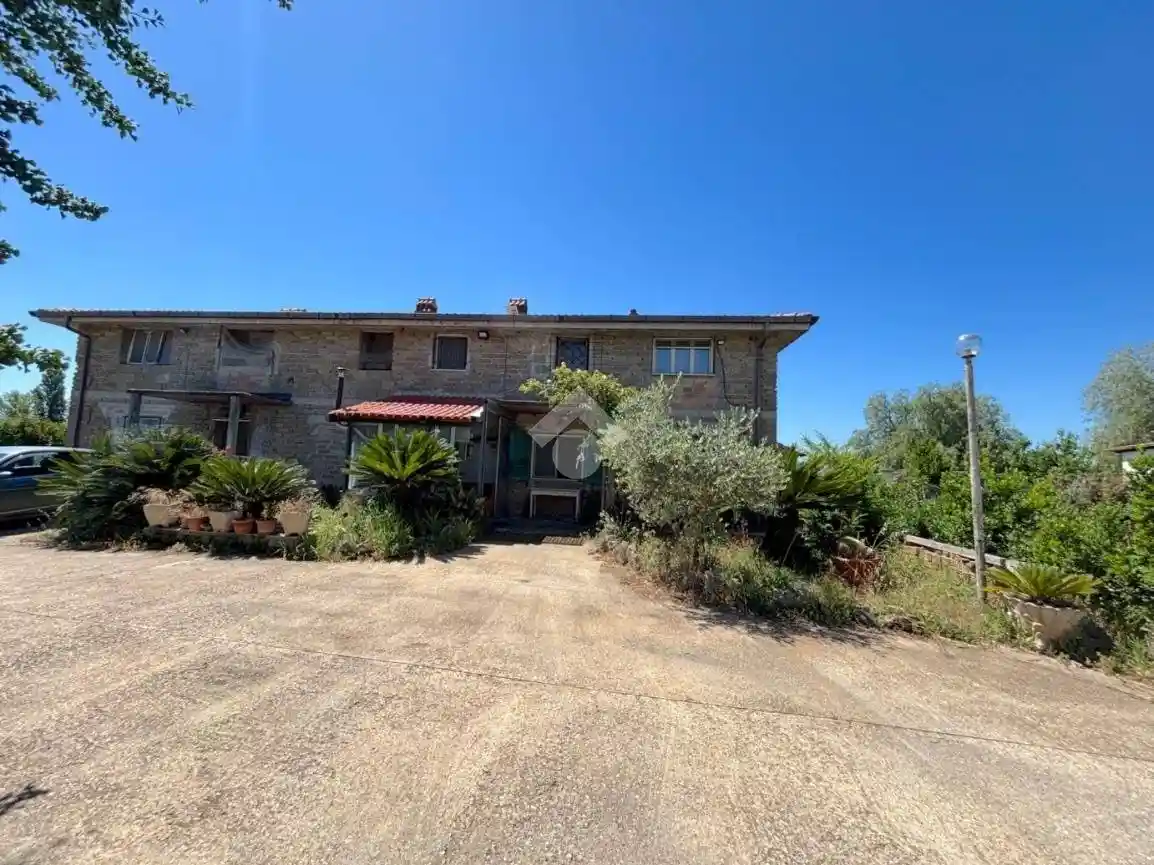 Villa in vendita a Lanuvio