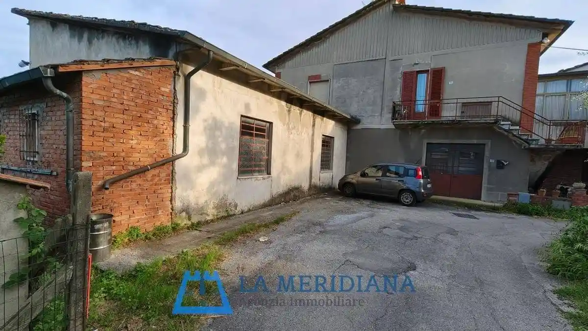 Appartamento in vendita a Lamporecchio