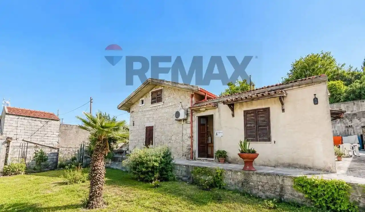 Casa indipendente in vendita a Modica