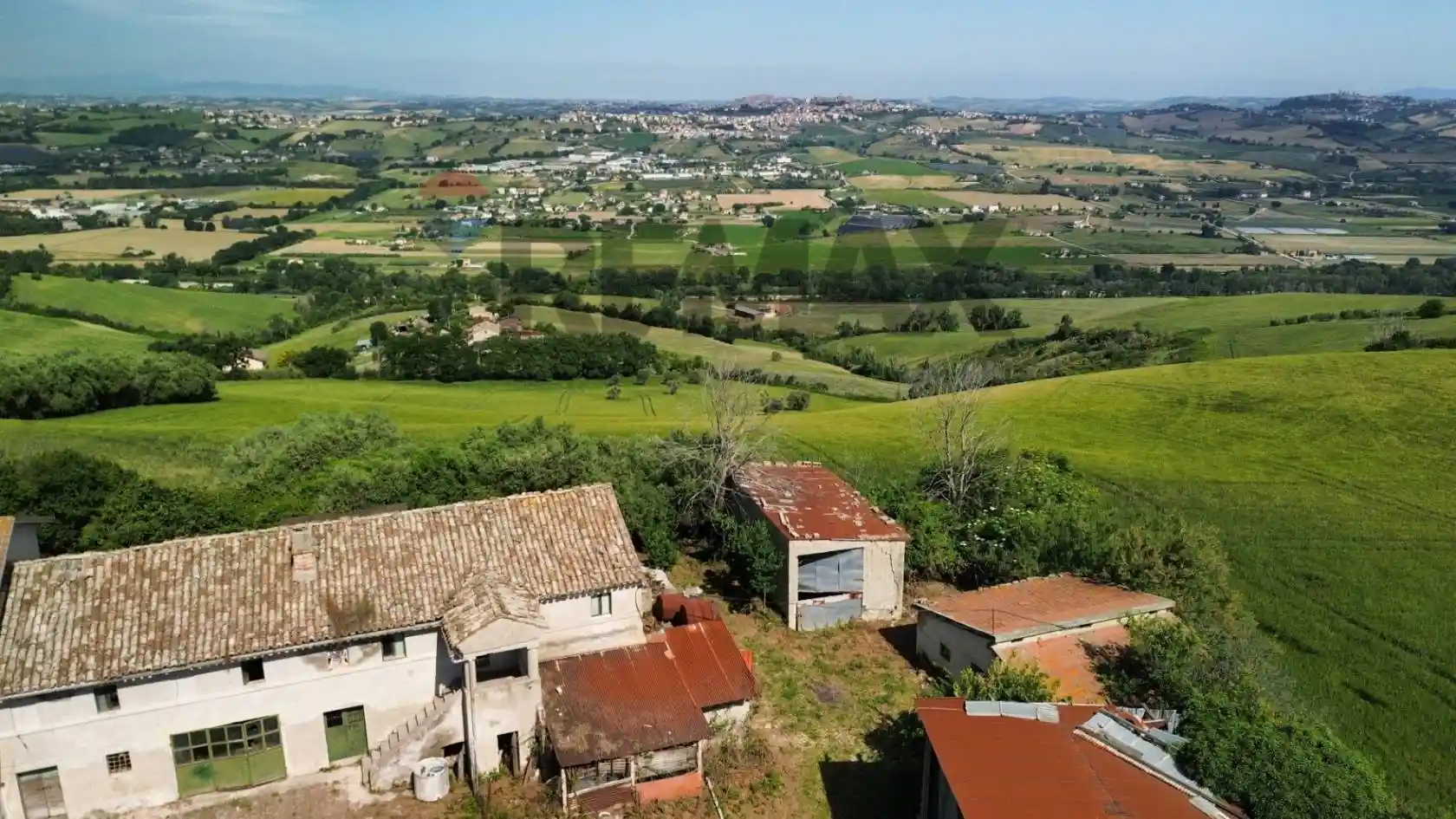 Rustico - Casale in vendita a Fermo