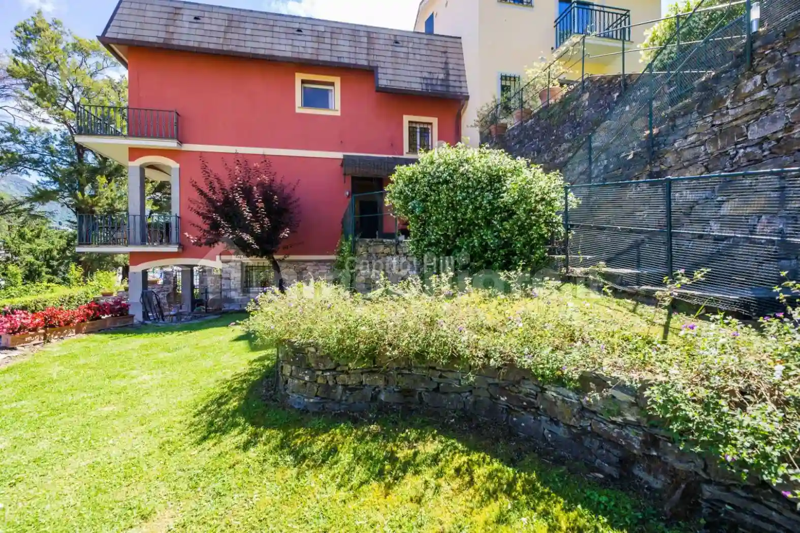 Villa - foto 2