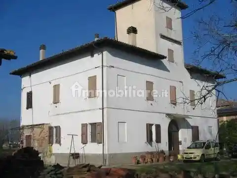 Villa in vendita a Sant'Agata Bolognese