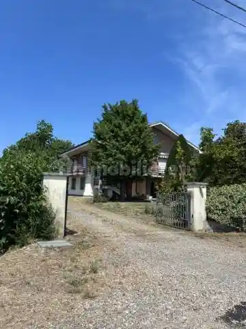Villa in vendita a Tortona