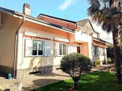 Villa in vendita a Carcare
