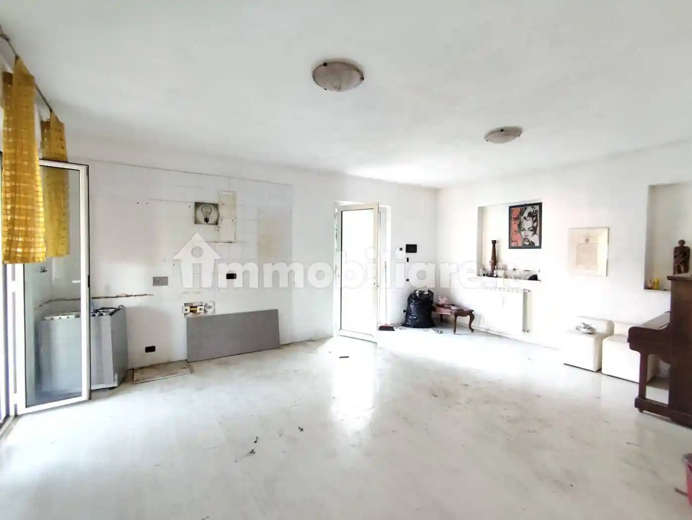 Appartamento in vendita a Vezzano Ligure