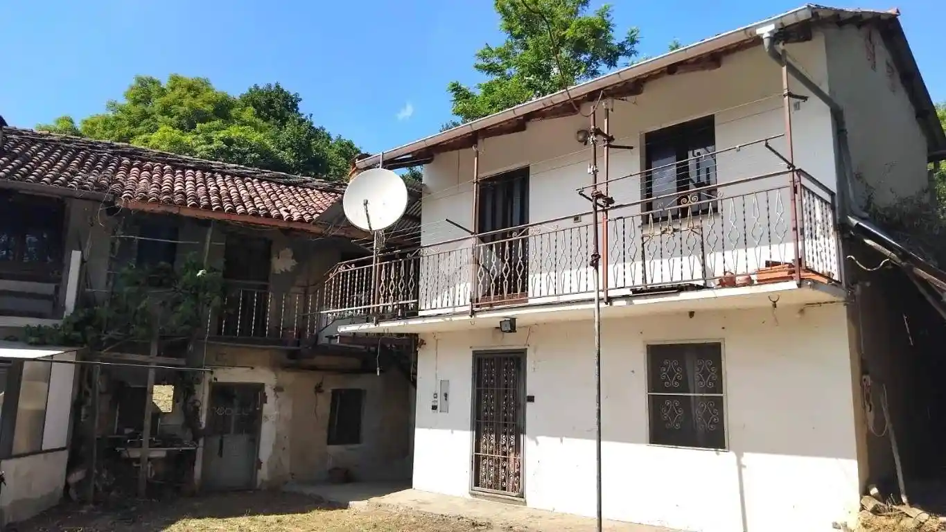 Rustico - Casale in vendita a Piossasco