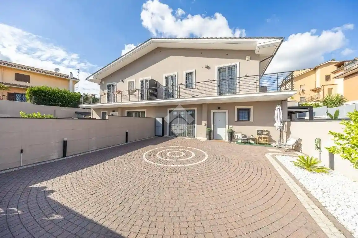 Villa in vendita a Roma