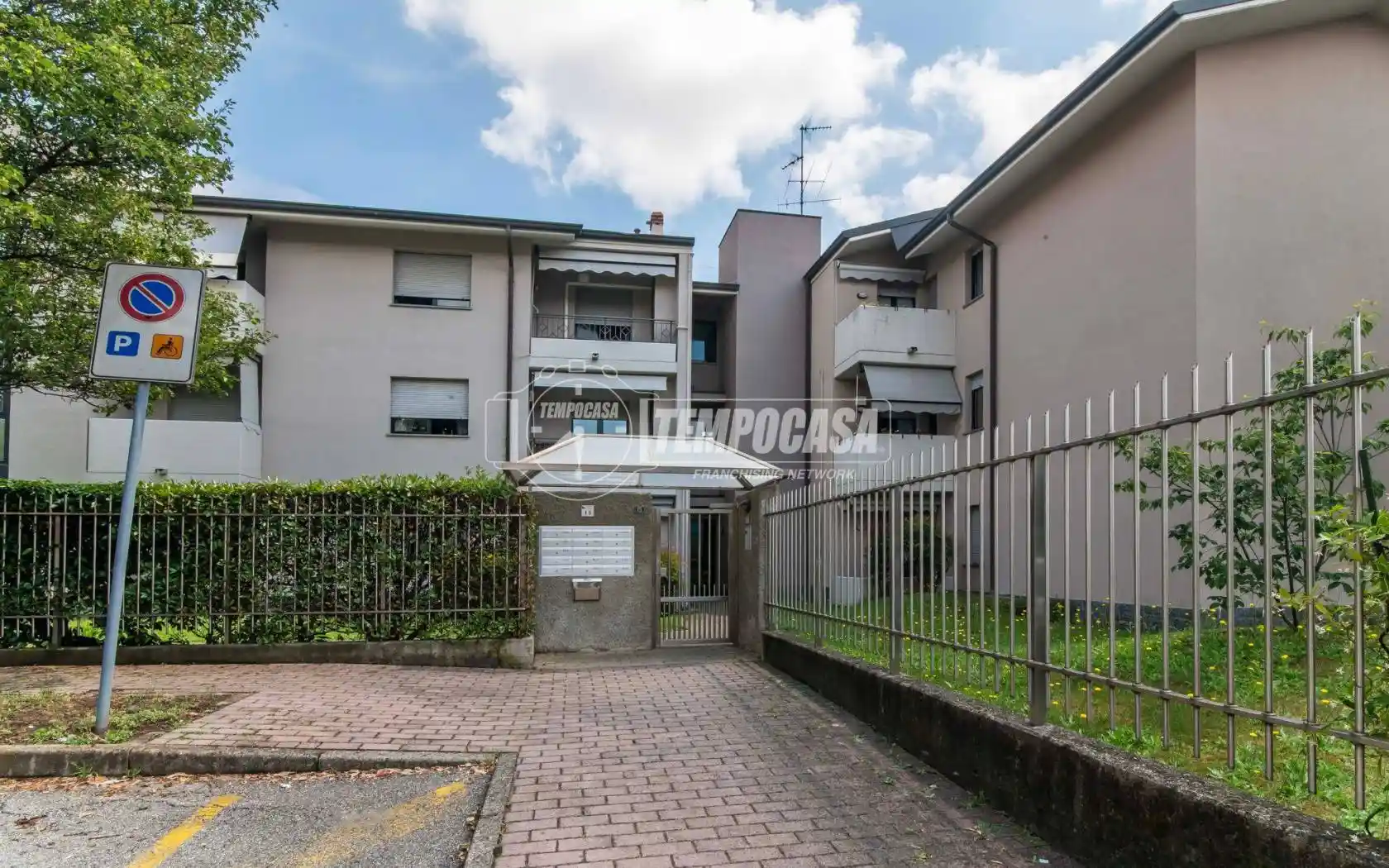 Appartamento in vendita a Desio