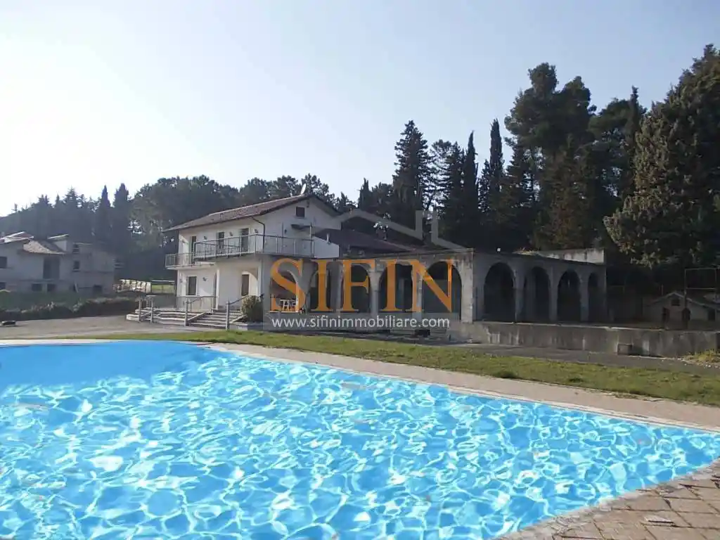 Villa in vendita a Melito Irpino