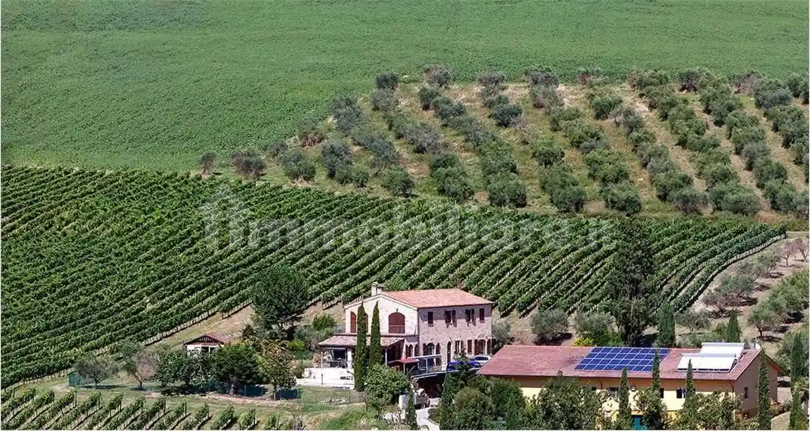 Villa in vendita a Trecastelli