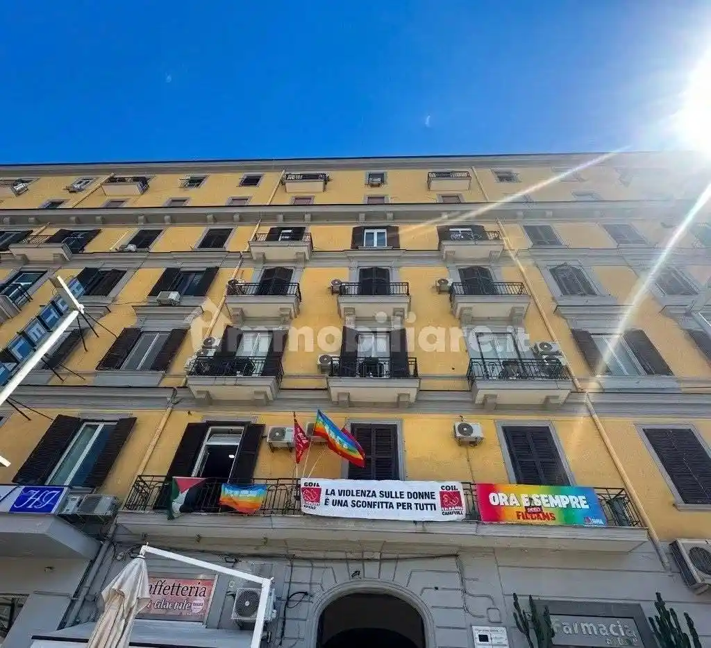 Appartamento in vendita a Napoli