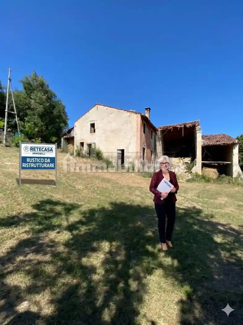 Rustico - Casale in vendita a Sarego