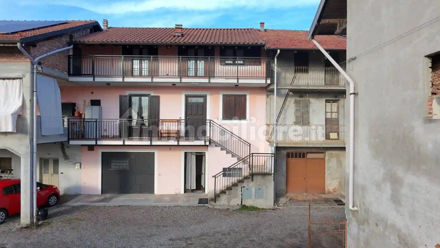 Casa indipendente in vendita a Cureggio