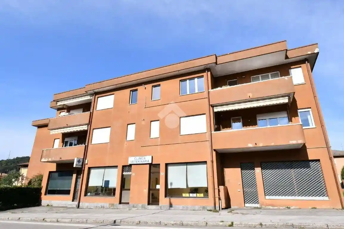 Appartamento in vendita a Lipomo