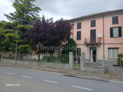 Villa in vendita a Godiasco Salice Terme
