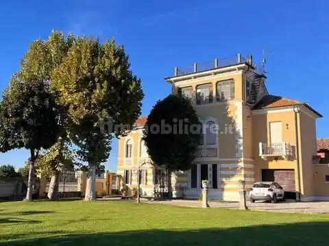 Villa in vendita a Isola Sant'Antonio