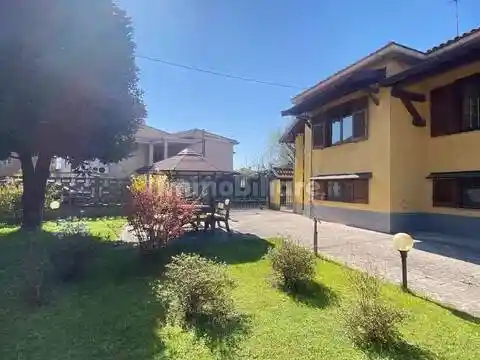 Villa in vendita a Vigevano