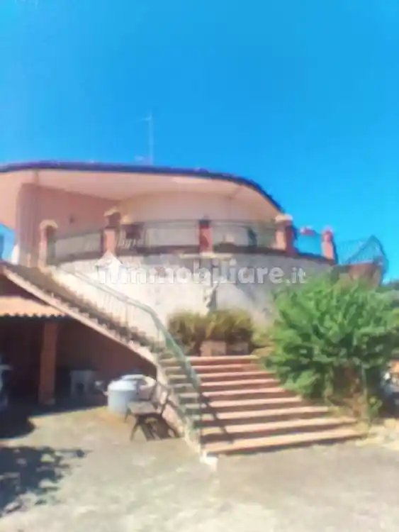 Villa in vendita a Aci Sant'Antonio