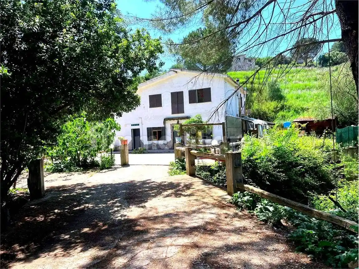 Villa in vendita a Baucina