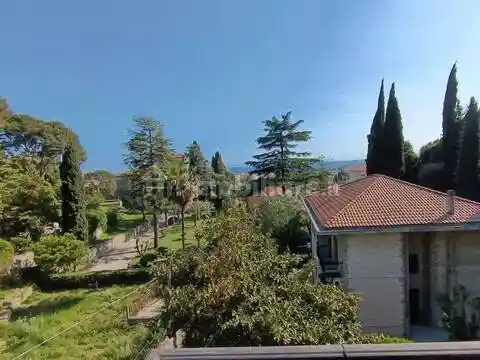 Appartamento in vendita a Vallecrosia