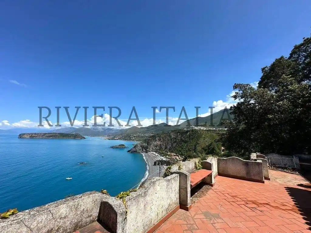 Villa in vendita a San Nicola Arcella