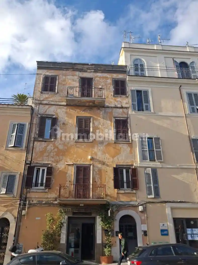 Appartamento in vendita a Genzano di Roma