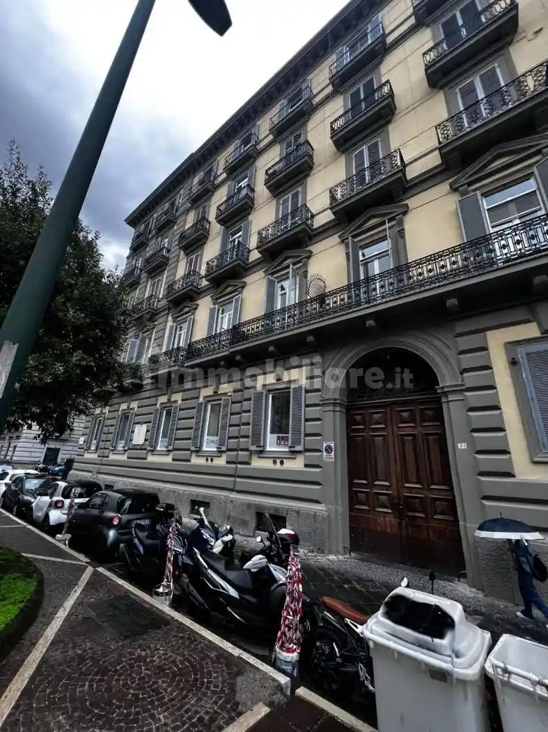 Appartamento in affitto a Napoli