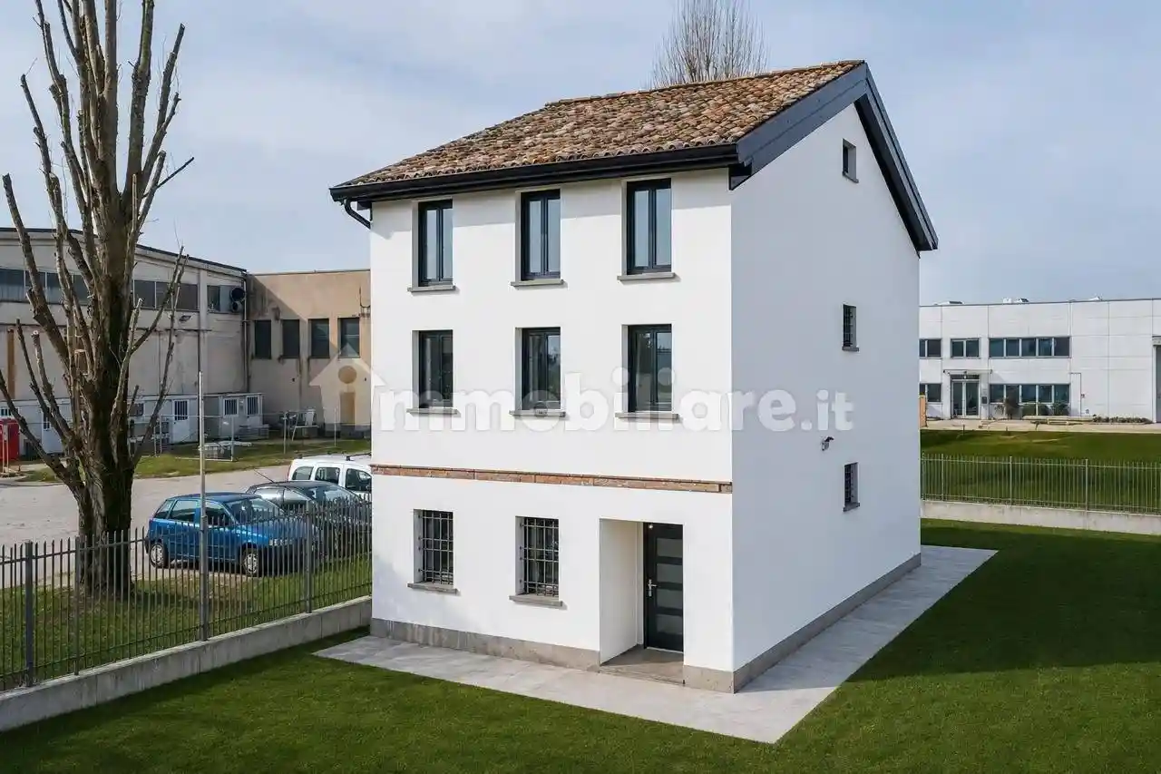 Villa in vendita a Reggio Emilia